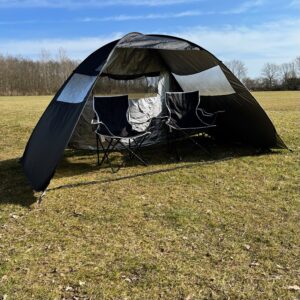 Freeplay Pop Up TeamPod åskådartält för 2–4 personer – svart